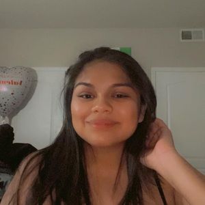 Meet your Posher, Rocio